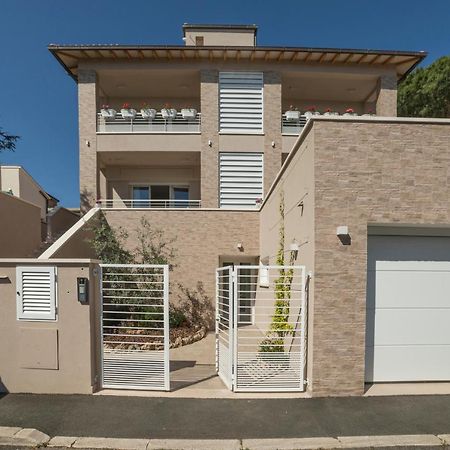 Prima Dell'Elba Family Apartments 皮昂比诺 外观 照片