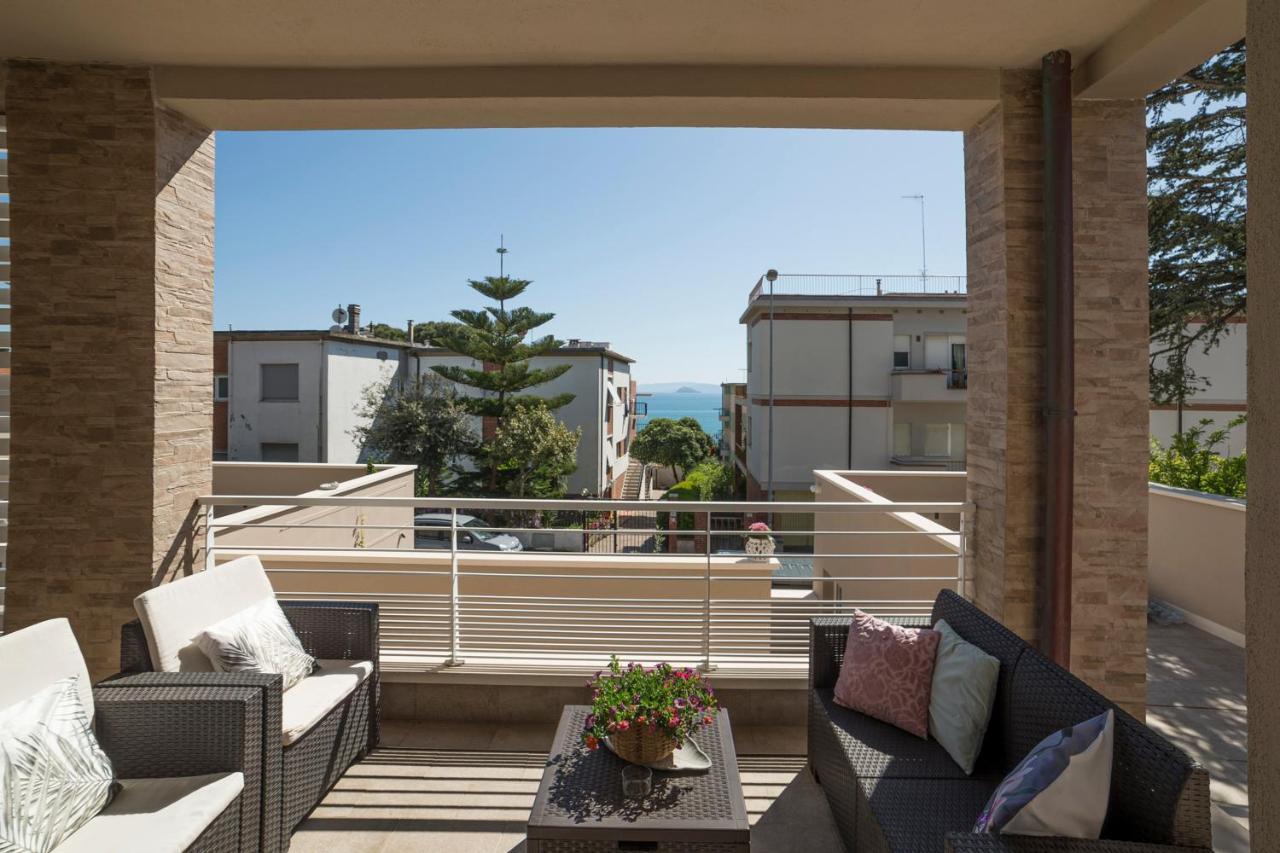 Prima Dell'Elba Family Apartments 皮昂比诺 外观 照片
