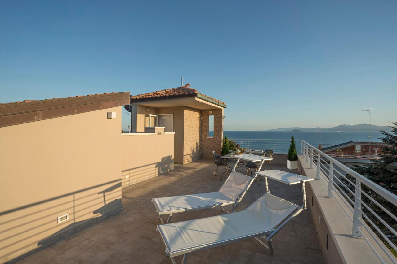 Prima Dell'Elba Family Apartments 皮昂比诺 外观 照片