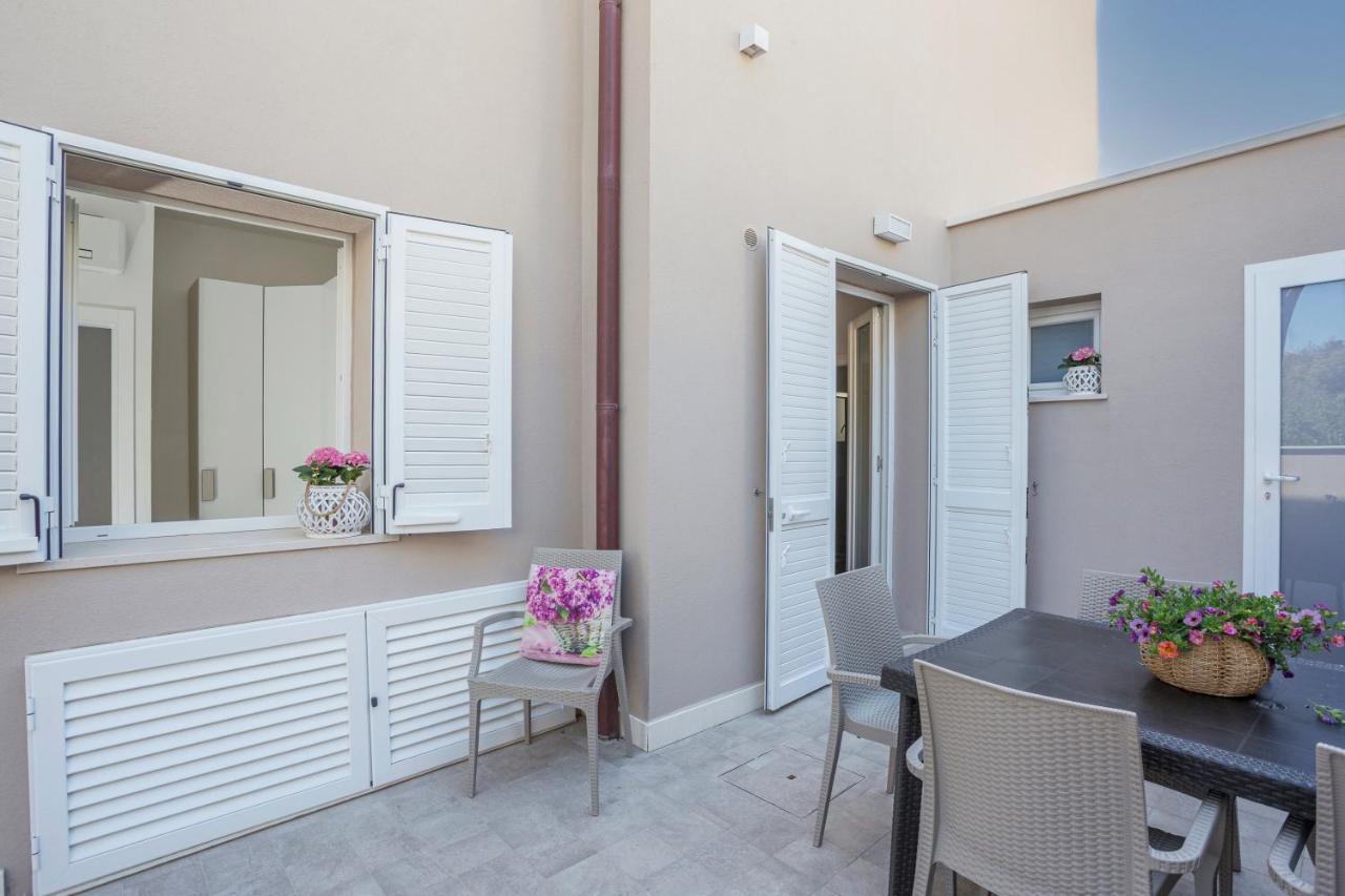 Prima Dell'Elba Family Apartments 皮昂比诺 外观 照片