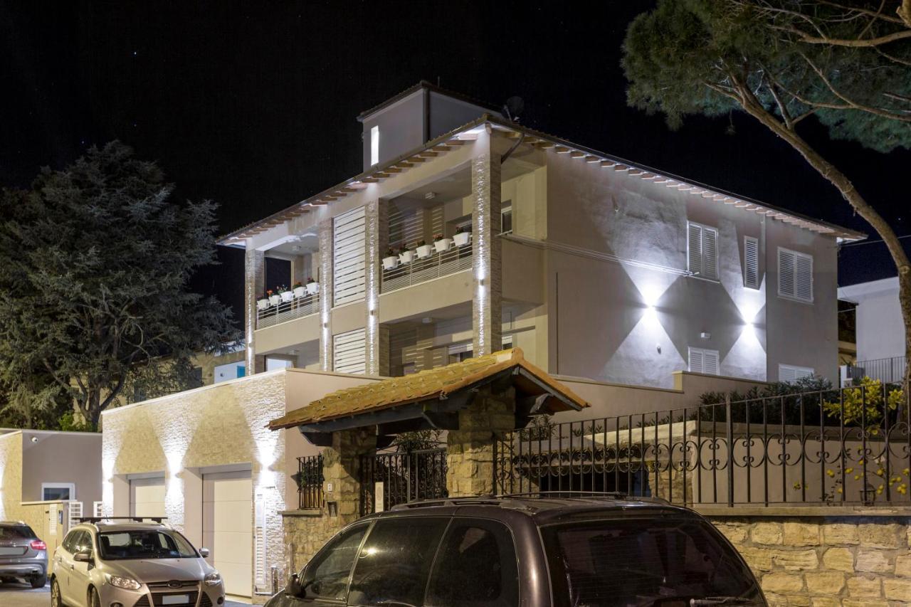 Prima Dell'Elba Family Apartments 皮昂比诺 外观 照片