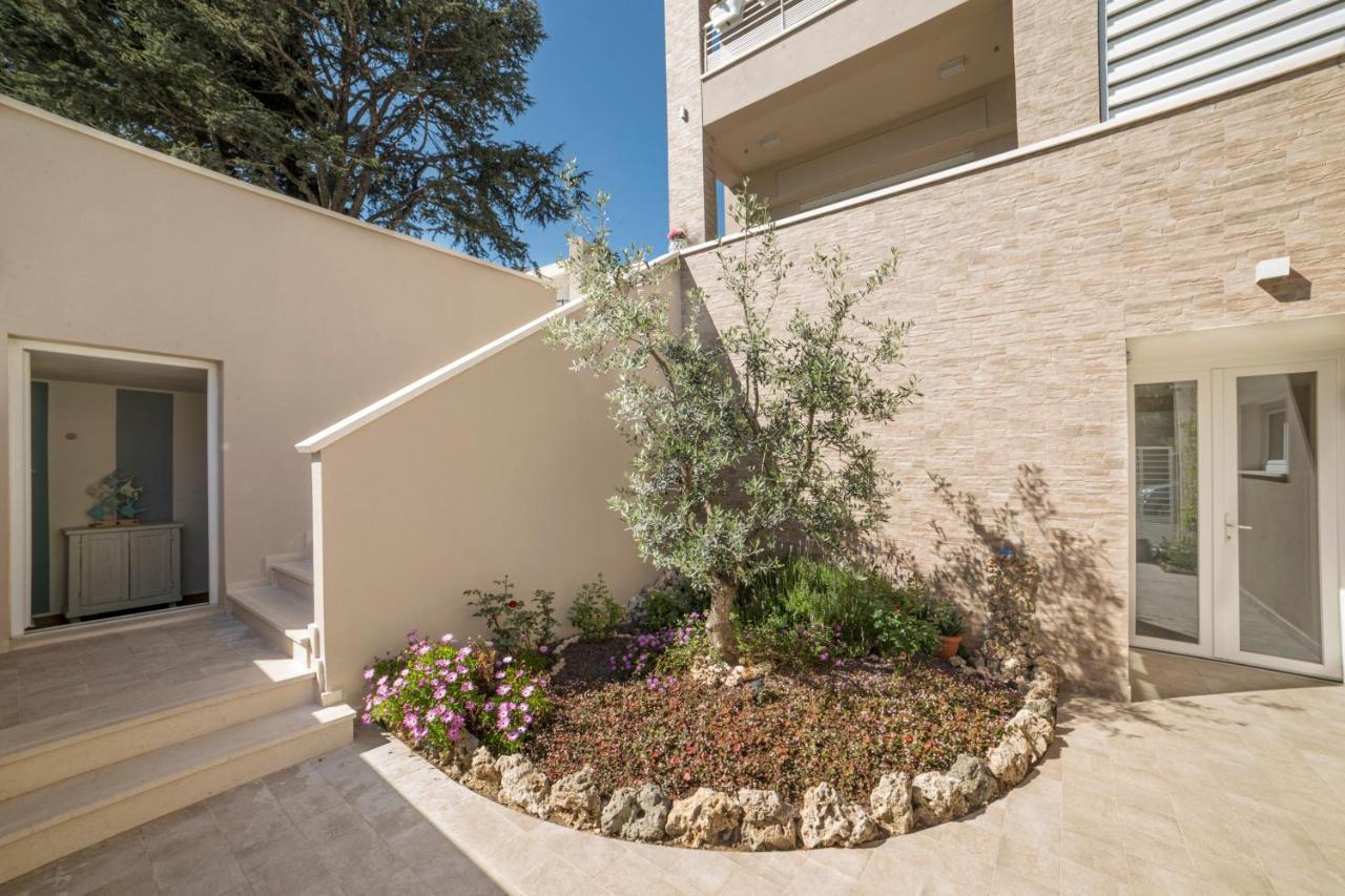 Prima Dell'Elba Family Apartments 皮昂比诺 外观 照片